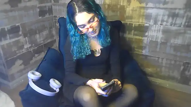 peetitefairy online show from 07.04.26
