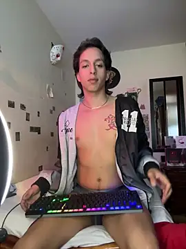 DannyPhantom555 online show from 09.18.25