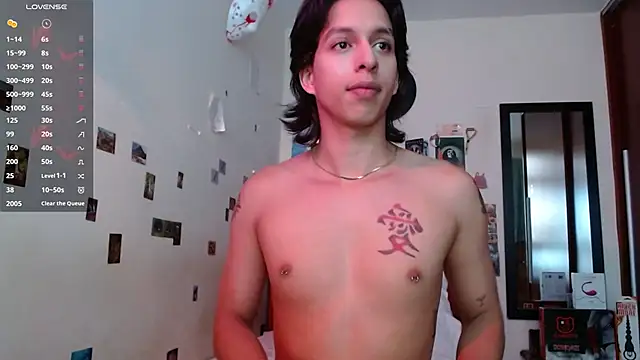 DannyPhantom555 online show from 10.27.25