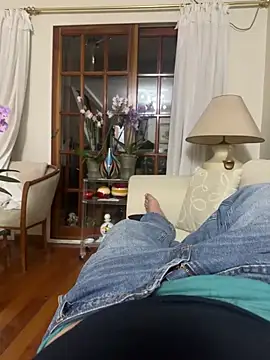 Snapshot of SantuIv chatting on 02.05.26 SantuIv online show from 02.05.26