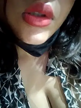 Hott Muskan online show from 05.04.26