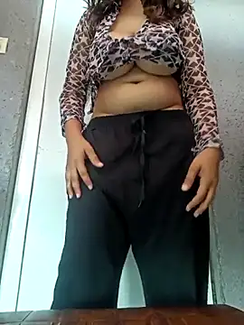 Hott Muskan online show from 05.05.26