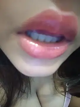 Hott Muskan online show from 06.10.26