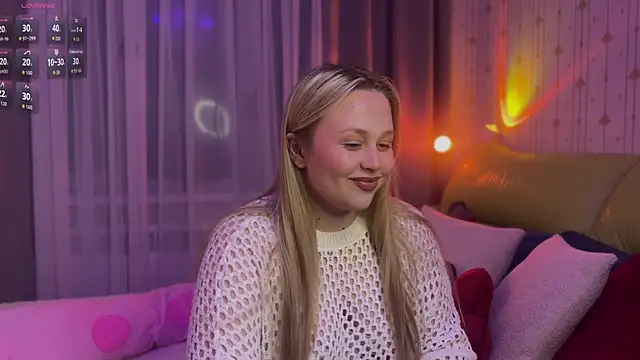 Estella Elwood online show from 03.01.26