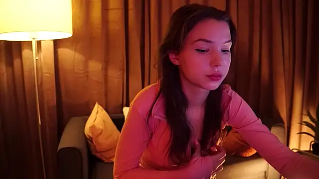 Snapshot of TakeUrPill chatting on 10.14.25 TakeUrPill online show from 10.14.25