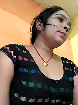 Snapshot of Cutram22 chatting on 09.08.25 Cutram22 online show from 09.08.25