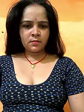 Snapshot of Cutram22 chatting on 09.16.25 Cutram22 online show from 09.16.25