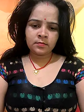 Snapshot of Cutram22 chatting on 09.17.25 Cutram22 online show from 09.17.25