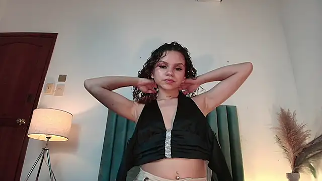 Snapshot of AelinDuvalier chatting on 09.16.25 AelinDuvalier online show from 09.16.25