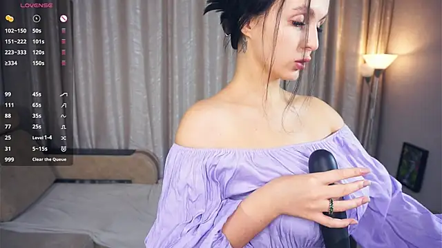 Snapshot of AfraBabyGills chatting on 11.30.25 AfraBabyGills online show from 11.30.25