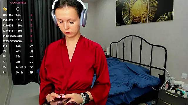 AfraBabyGills online show from 05.11.26