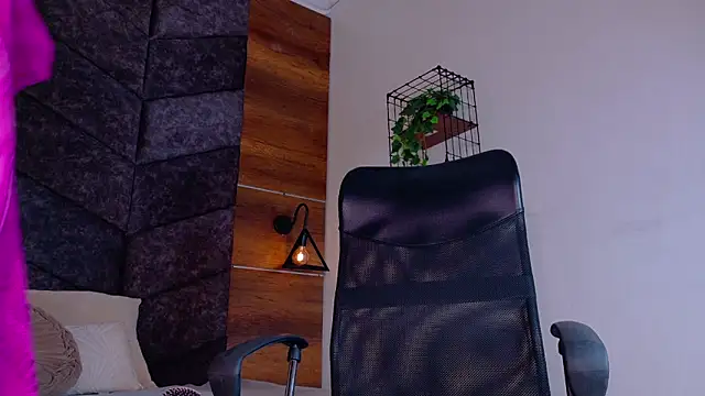 Snapshot of Nickifox__ chatting on 01.08.26 Nickifox online show from 01.08.26