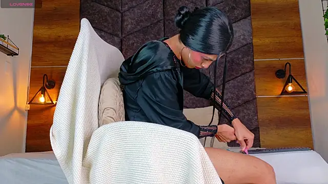 Snapshot of Nickifox__ chatting on 01.10.26 Nickifox online show from 01.10.26