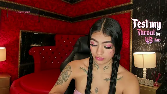 AlexiaCooperr online show from 10.16.25