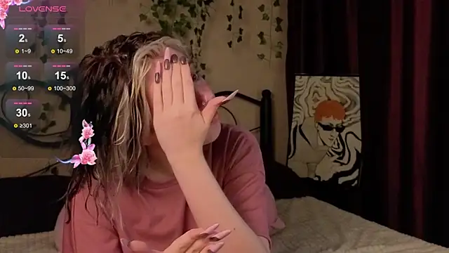 IrisSoCute online show from 11.11.25