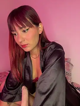 Snapshot of Zara_Bel chatting on 09.24.25 Zara Bel online show from 09.24.25