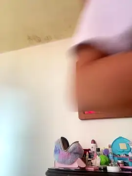 Snapshot of Zara_Bel chatting on 09.26.25 Zara Bel online show from 09.26.25