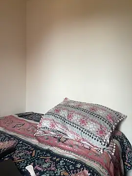 Snapshot of Zara_Bel chatting on 09.27.25 Zara Bel online show from 09.27.25