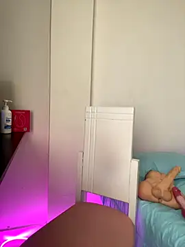 Snapshot of Zara_Bel chatting on 11.26.25 Zara Bel online show from 11.26.25