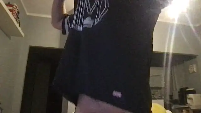 Axl hot online show from 06.02.26