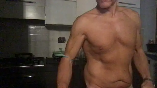 Axl hot online show from 07.28.26