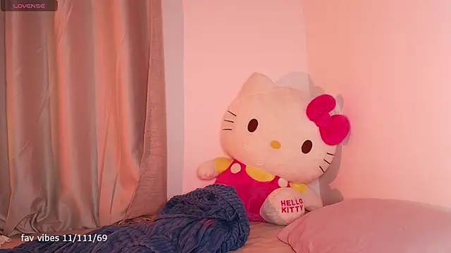 dulceangel   online show from 09.16.25