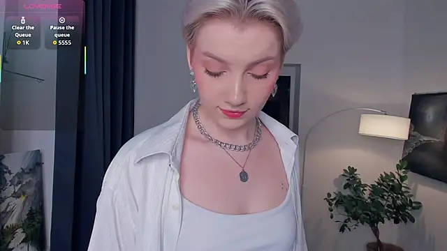 OdelynaAsp online show from 11.06.25