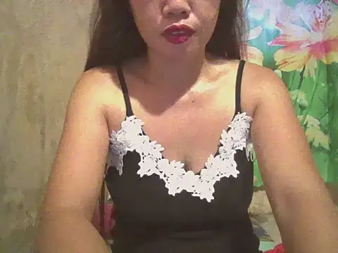 Snapshot of sexymorenal18 chatting on 09.19.25 sexymorenal18 online show from 09.19.25