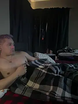 GirThyDock online show from 01.11.26