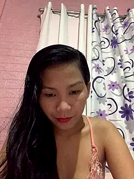 Snapshot of Cleo17 chatting on 09.13.25 Cleo17 online show from 09.13.25