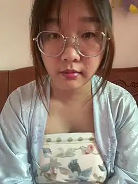 sisi-maiden online show from 04.20.26