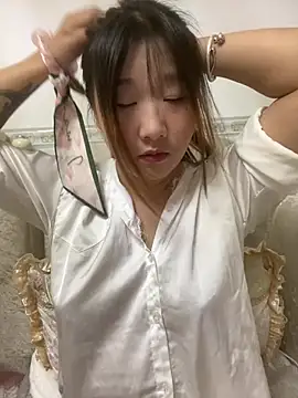 sisi-maiden online show from 04.25.26