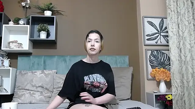 Snapshot of DashaFlame chatting on 06.17.26 DashaFlame online show from 06.17.26
