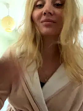 Affectionate lady online show from 10.09.25