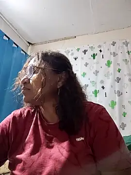 Snapshot of Avannay chatting on 04.08.26 Avannay online show from 04.08.26