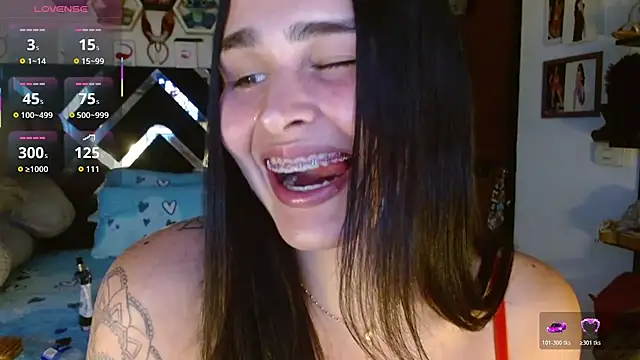 SarithaBunny online show from 11.18.25