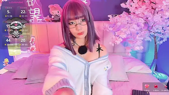 Shizuko  online show from 03.13.26