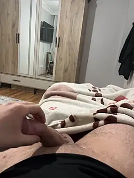 Erenn9972 online show from 12.03.25