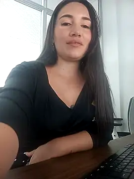 Snapshot of xxx_Alice_ chatting on 09.28.25 xxx Alice  online show from 09.28.25