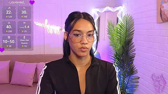 artemiss tay online show from 10.13.25