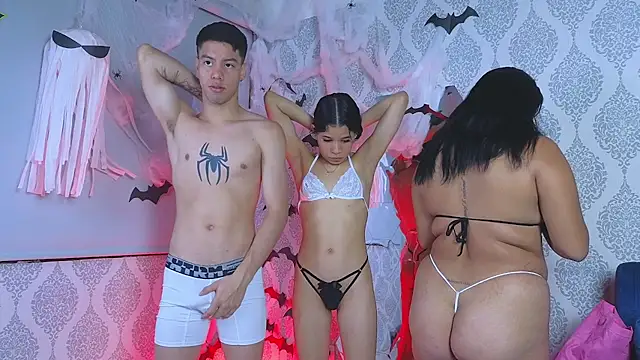 Twink sensationx online show from 10.31.25