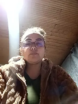 Snapshot of Lady_16 chatting on 03.20.26 Lady 16 online show from 03.20.26