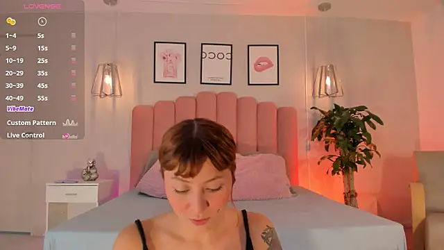 Snapshot of raven_black_ chatting on 09.29.25 raven black online show from 09.29.25