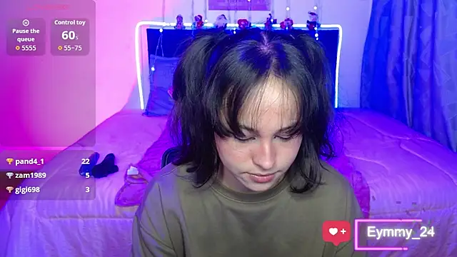 Snapshot of Eymmy_24 chatting on 11.18.25 Eymmy 24 online show from 11.18.25