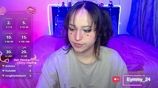 Snapshot of Eymmy_24 chatting on 11.22.25 Eymmy 24 online show from 11.22.25