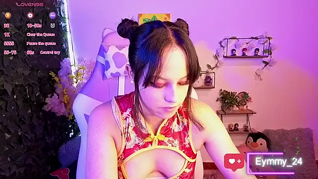 Snapshot of Eymmy_24 chatting on 02.18.26 Eymmy 24 online show from 02.18.26