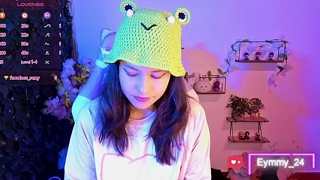 Snapshot of Eymmy_24 chatting on 03.01.26 Eymmy 24 online show from 03.01.26