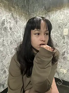 Snapshot of Eymmy_24 chatting on 03.04.26 Eymmy 24 online show from 03.04.26