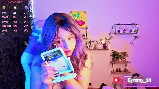 Snapshot of Eymmy_24 chatting on 03.08.26 Eymmy 24 online show from 03.08.26