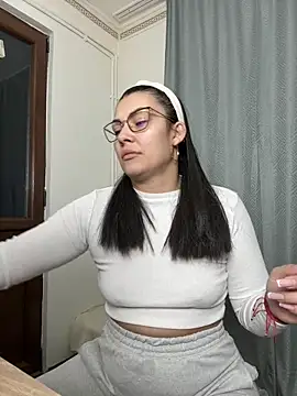 MiaKiittyy online show from 02.28.26